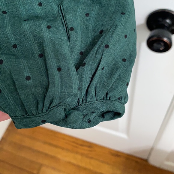 Green dress - Picture 3 of 6